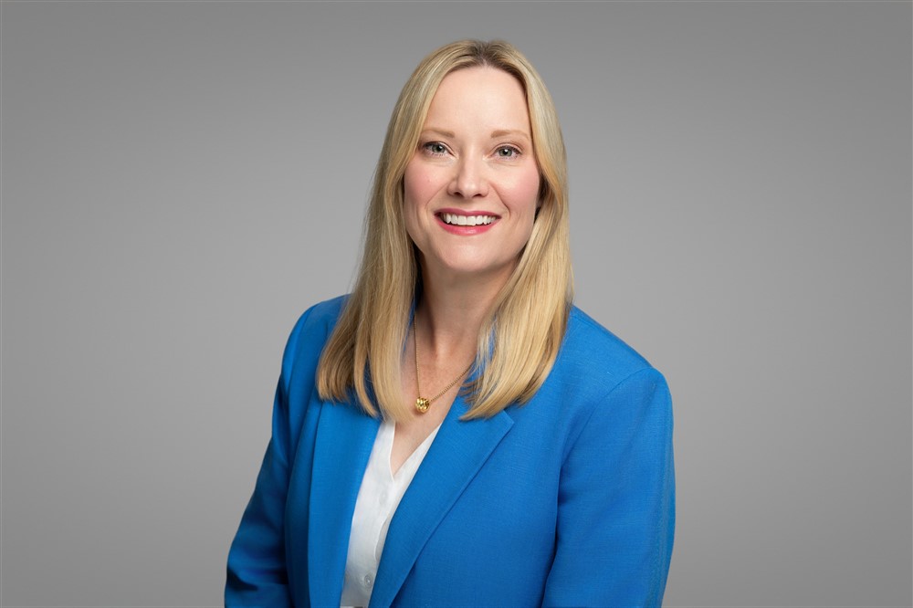 Headshot of Angela Dickson.