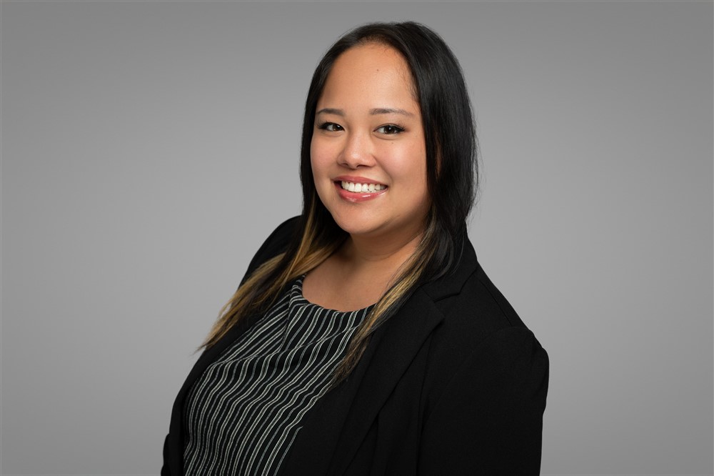 Portrait of Victoria Leal.