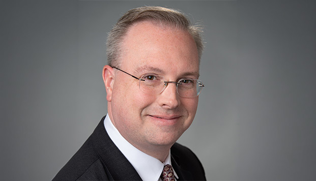 Dr. Robert Dietz headshot